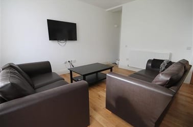 Belle Grove Terrace, Spital Tongues, Newcastle - Image 2